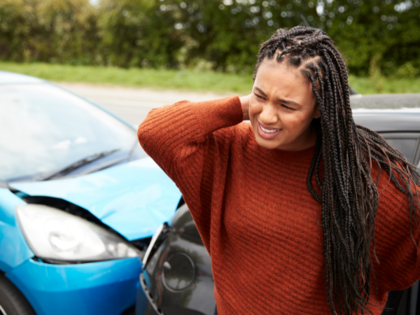 Common signs you may be experiencing whiplash